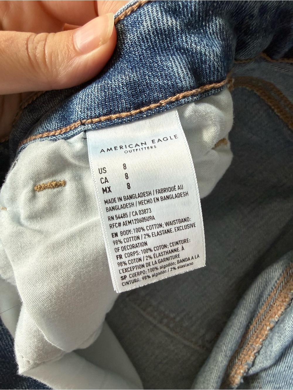 American Eagle Outfitters Highest Rise Mom Frayed Raw Hem Blue Denim Shorts Sz 8 - Picture 4 of 11